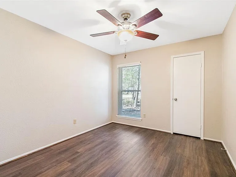 108 N Deerfoot Cir — Photo 7