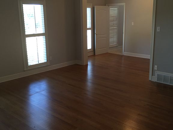 4th image of 1432 Auburn Woods Dr