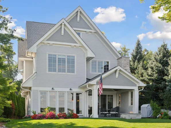 245 Lakeview Ave, Tonka Bay, MN 55331