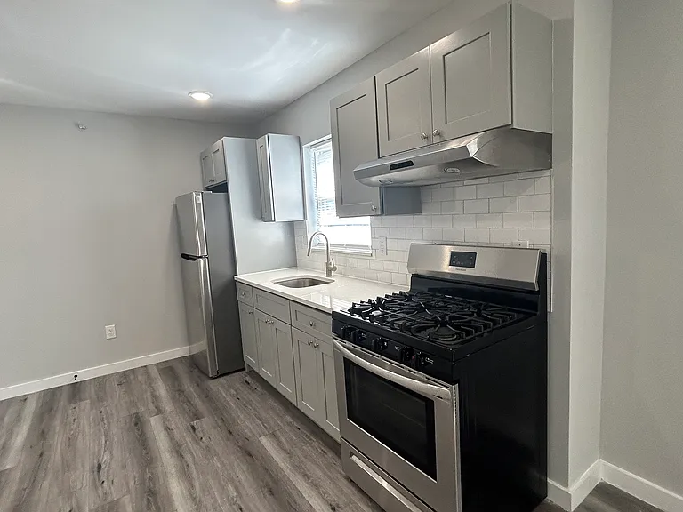 107 Beech St #501 — Photo 14