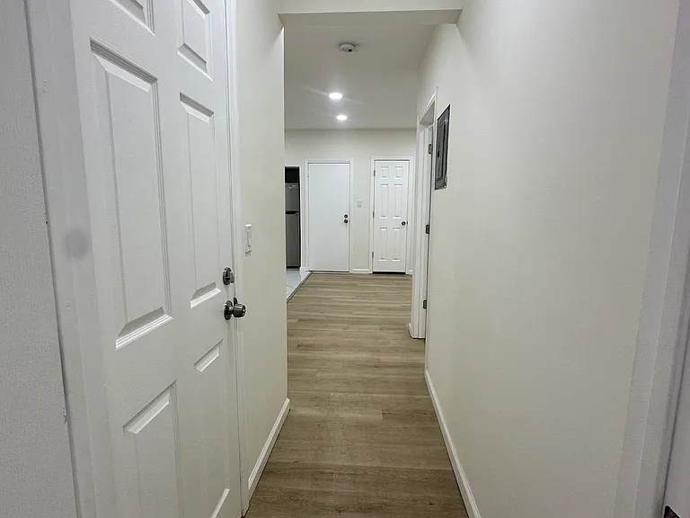 7 Circle Ave #2 — Photo 6