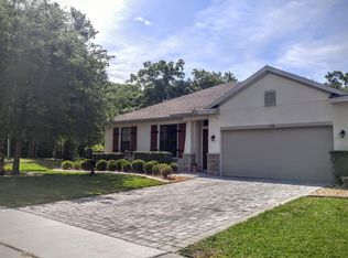 1700 Windward Oaks Dr, Deland, FL 32720