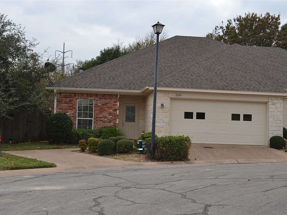 1st image of 2839 Savannah Ct