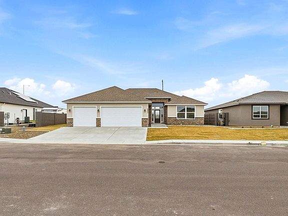 2nd image of 8802 Silver Mound Dr
