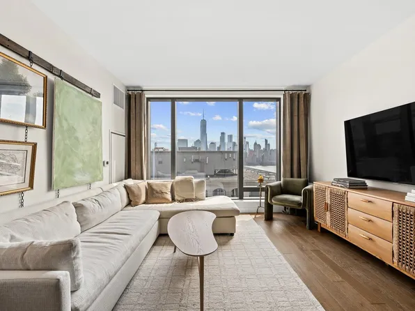 99 Hudson Street image 1 of 35