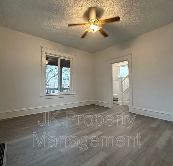 604 2nd Ave S — Photo 8