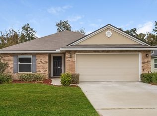 1243 Dunns Lake Dr, Jacksonville, FL 32218