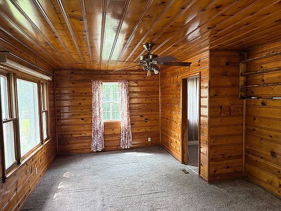 4th image of 26385 Ness Ln