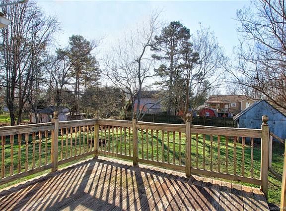 5th image of 125 Mainview Dr #189