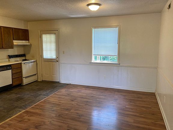 5th image of 2833 Themis St #11290765