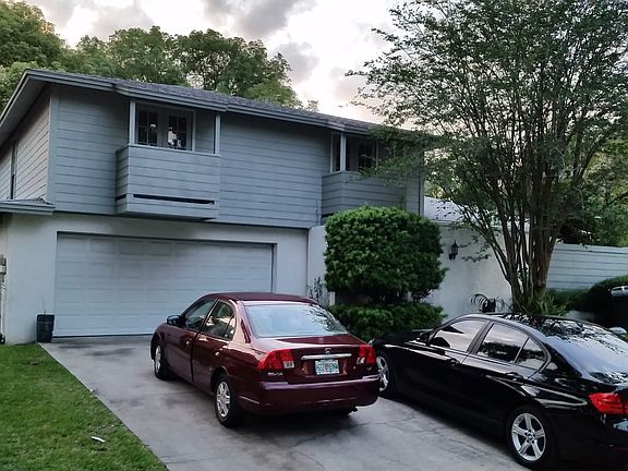 4th image of 3901 Braesgate Ln