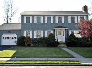 91 Locust Ave E, West Harrison, NY 10604
