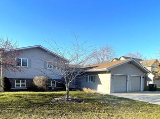 2024 Hollow Cir, West Bend, WI 53090