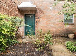 2228 S Piney Point Rd APT 112, Houston, TX 77063