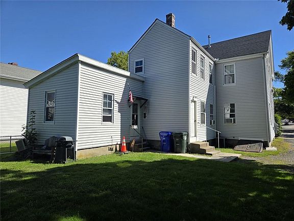 3rd image of 421 High St