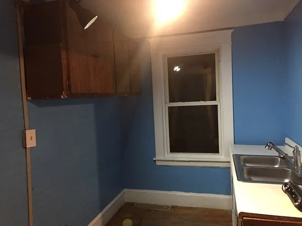 57 North St, Houlton, ME 04730