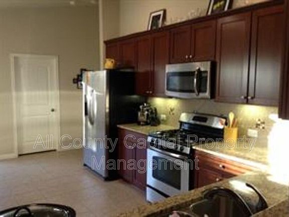 3rd image of 9320 Beechnut Dr #32