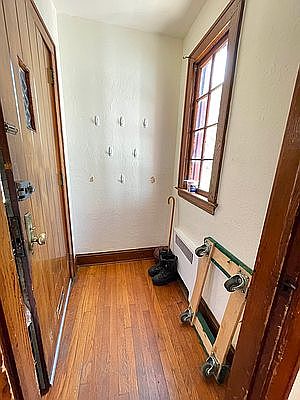 1st image of 209 Hart Blvd APT 1L