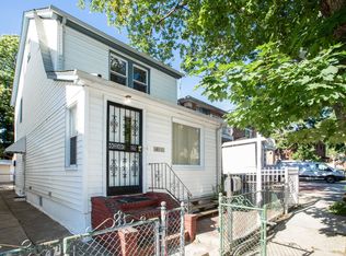 16515 78th Ave, Fresh Meadows, NY 11366
