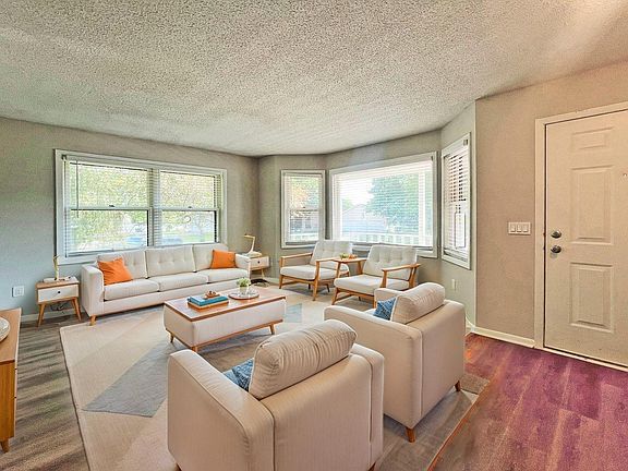 4th image of 7887 Grinnell Way