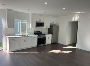 19347 Kittridge St, Reseda, CA 91335