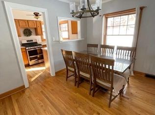 6616 Elmcrest Dr, Windsor Heights, IA 50324