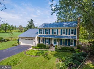 15030 Greymont Dr, Centreville, VA 20120