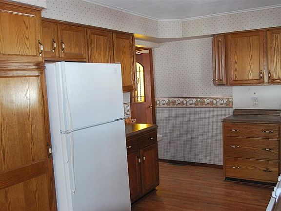 Abundant Cabinets