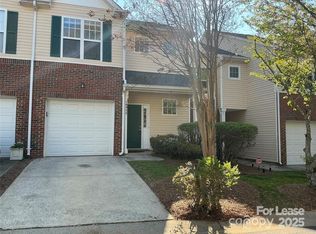 16952 Commons Creek Dr, Charlotte, NC 28277