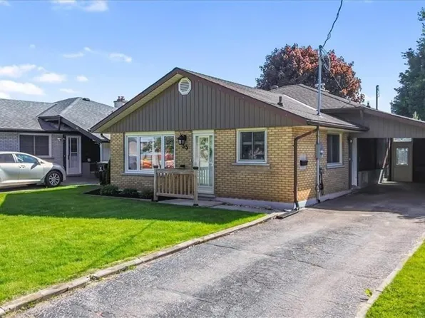 35 Weichel St, Kitchener, ON N2M 2A7