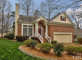 104 Hunters Xing, Cary, NC 27518