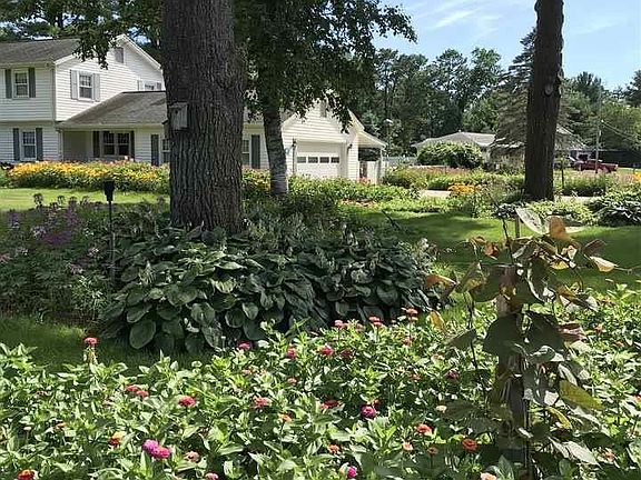 4th image of 22 Woodcrest Dr