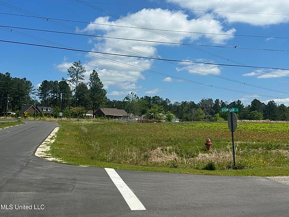 3rd image of 0 Stemwood Dr #129