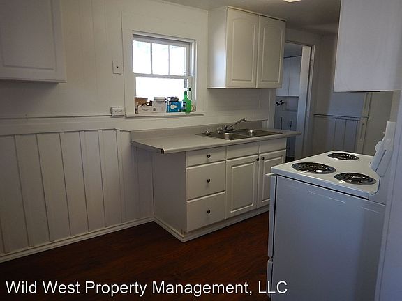 3rd image of 310 NE 6th St