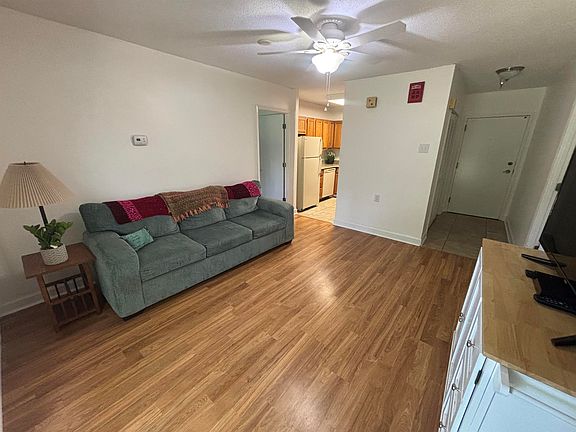 5th image of 5001 Little River Rd. #W-109