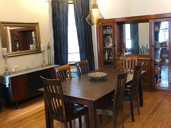 2nd image of 2211 W Giddings St #2