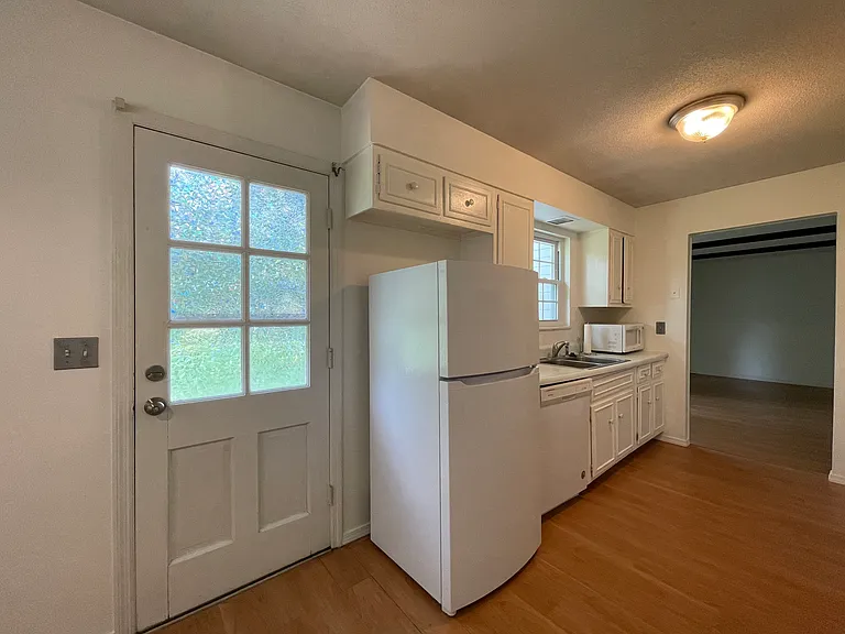 1960 Seven Pines Dr — Photo 20