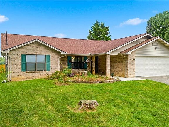 2nd image of 2953 Oak Top Ct