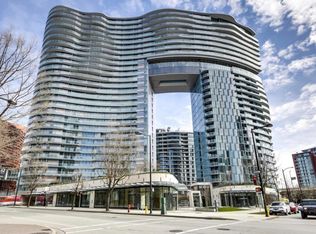 89 Nelson St #403, Vancouver, BC V6Z 0E7
