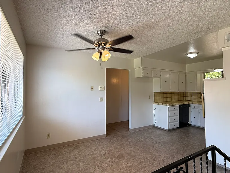 1632 Dennis Ave — Photo 6