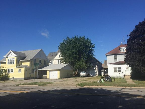 3rd image of 813 Central Ave