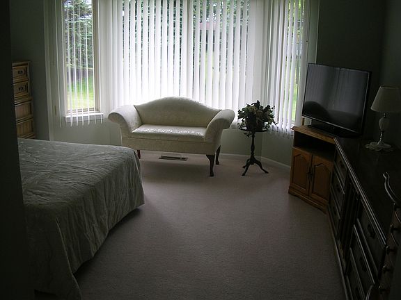 5th image of 15794 Corso Dr