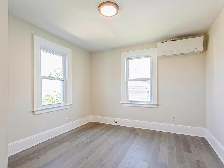 215 Purchase St #A — Photo 12
