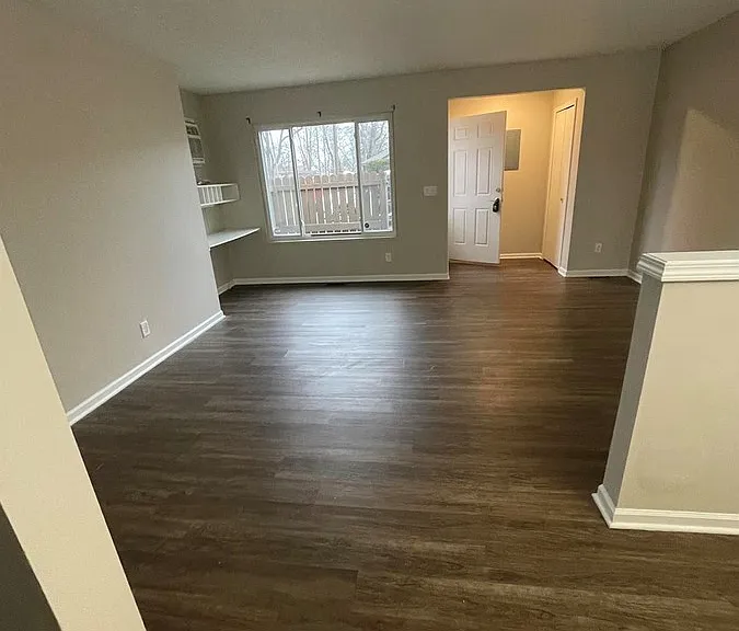 2150 Phillips Ave #B — Photo 5