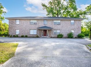 122 Woodhouse Ln #B, Savannah, GA 31406