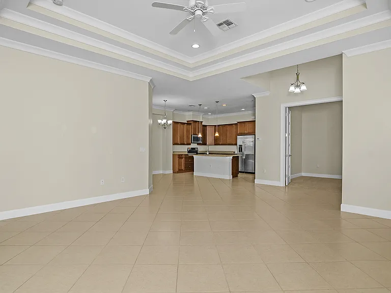 7162 Dominica Dr — Photo 4