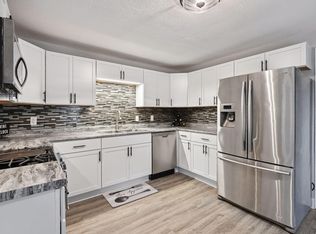 5801 Maple St, Rockford, MN 55373