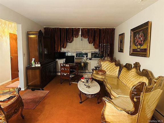 3rd image of 1038 Neill Avenue