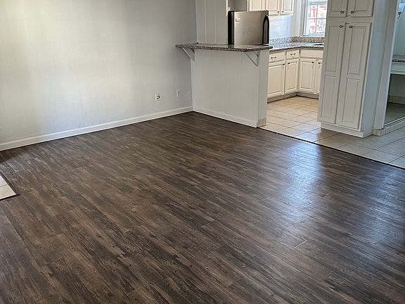 4th image of 777 Seacoast Dr Unit C