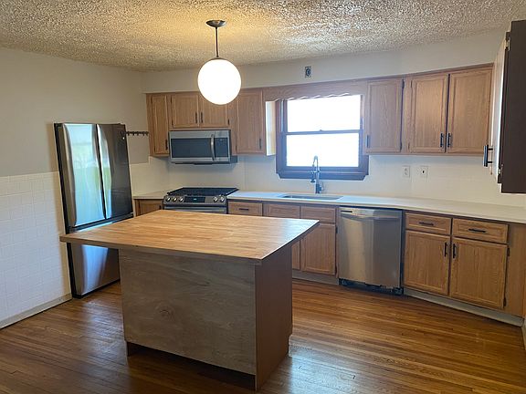 5th image of 139 Richmond Ave #2